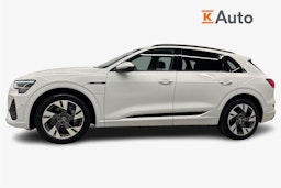 valkoinen Audi e-tron 2021 kuva 6.