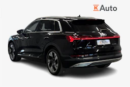 musta Audi e-tron 2022 kuva 2.
