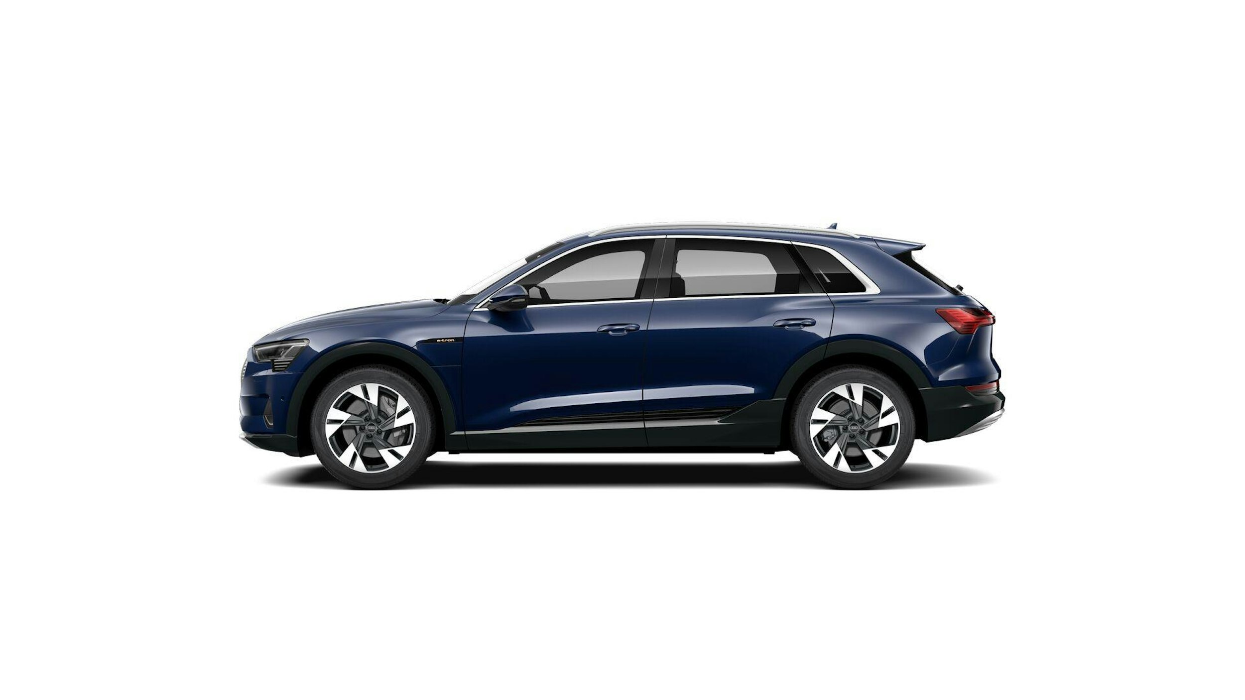 sininen Audi e-tron 2022 kuva 2.