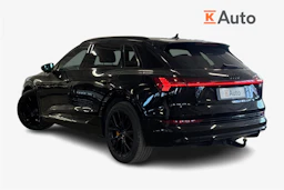 musta Audi e-tron 2022 kuva 2.