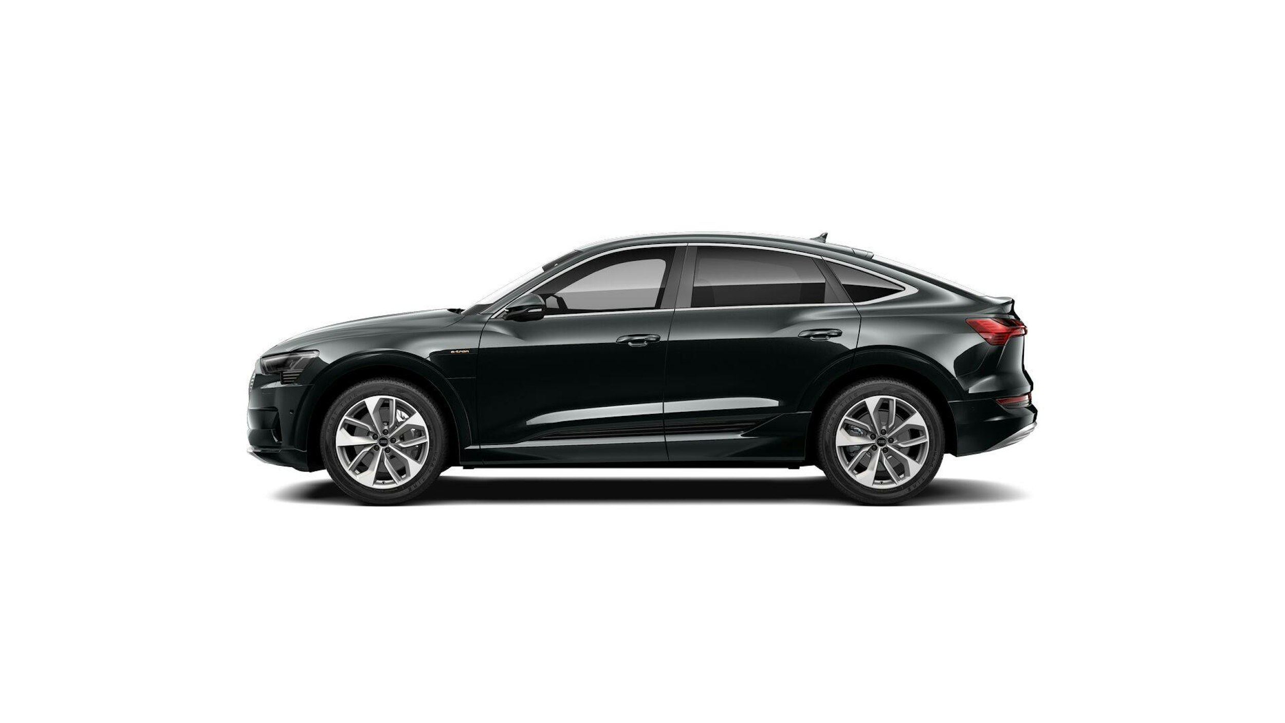 musta Audi e-tron 2022 kuva 2.