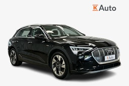 musta Audi e-tron 2022 kuva 1.