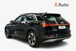 musta Audi e-tron 2022 kuva 2.