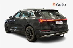 musta Audi e-tron 2022 kuva 2.