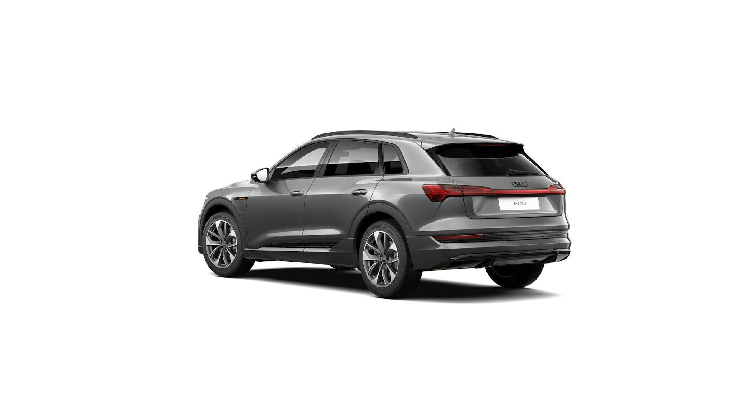 harmaa Audi e-tron 2022 kuva 5.
