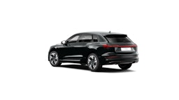 musta Audi e-tron 2022 kuva 4.