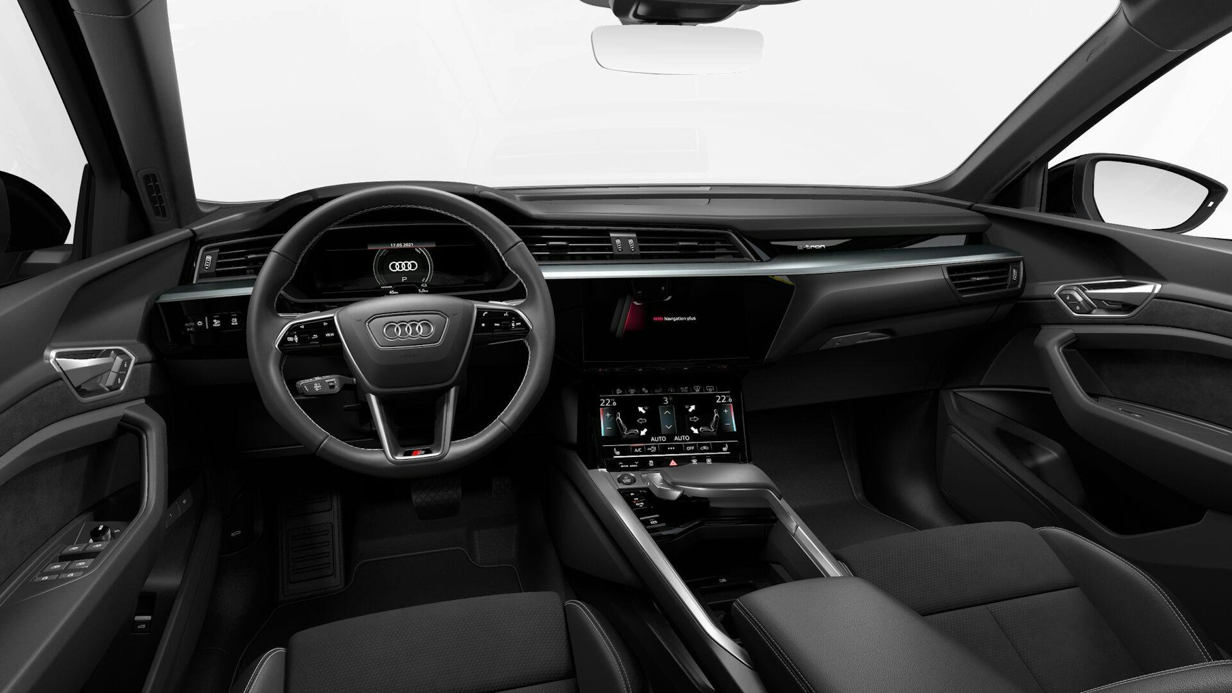 musta Audi e-tron 2022 kuva 7.