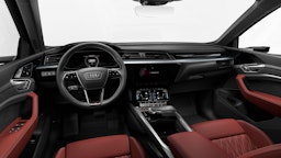 musta Audi e-tron 2022 kuva 8.