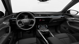 musta Audi e-tron 2022 kuva 8.