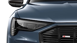 sininen Audi e-tron 2022 kuva 6.