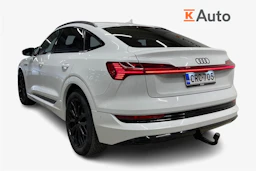 Valkoinen Audi e-tron 2022 kuva 3.