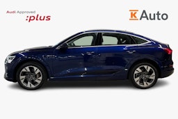 Sininen Audi e-tron 2022 kuva 5.