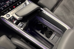 musta Audi e-tron 2022 kuva 31.