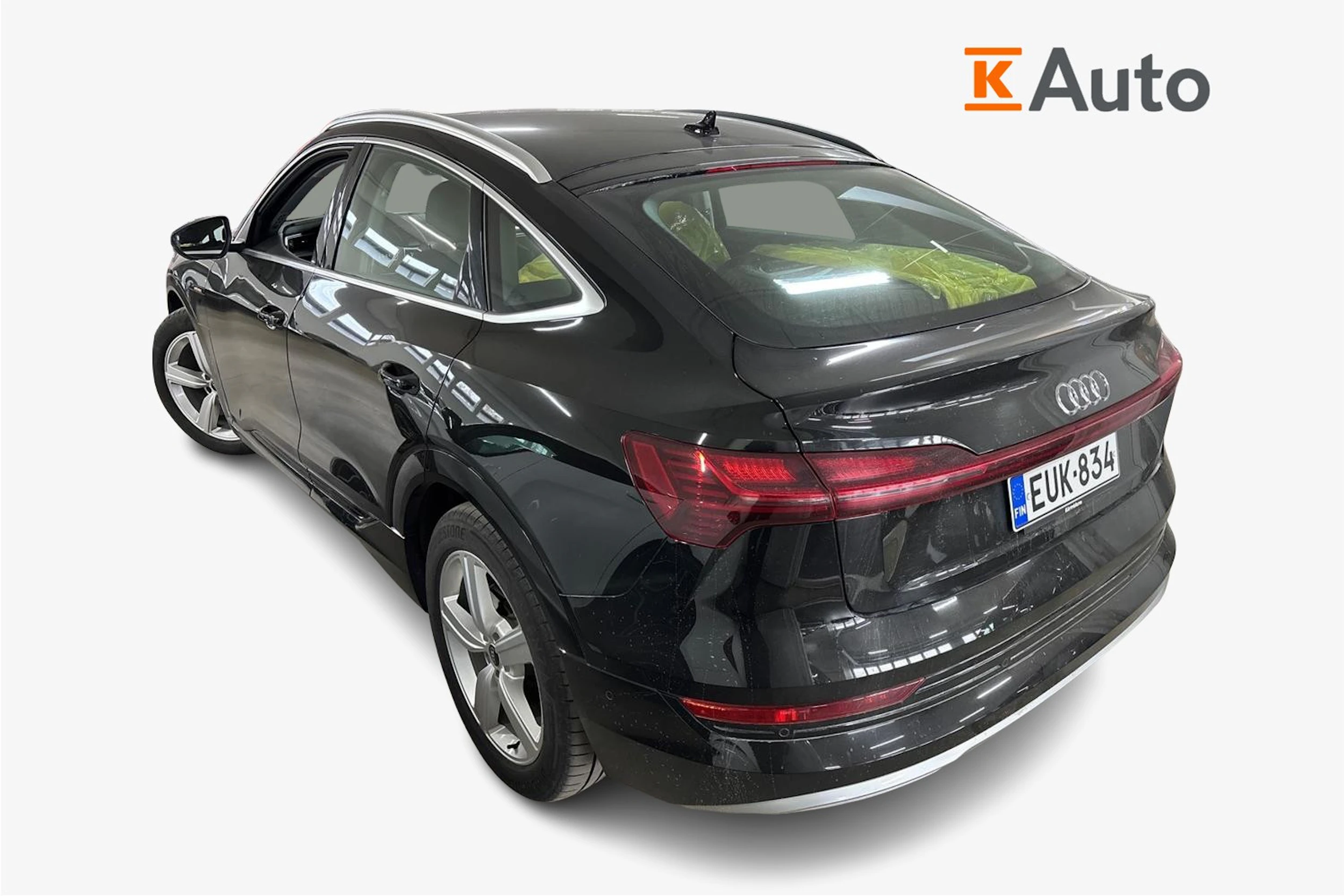 musta Audi e-tron 2022 kuva 2.