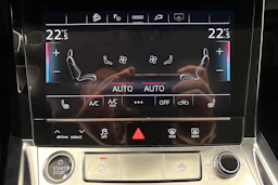 musta Audi e-tron 2022 kuva 30.
