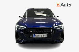 sininen Audi e-tron 2022 kuva 4.