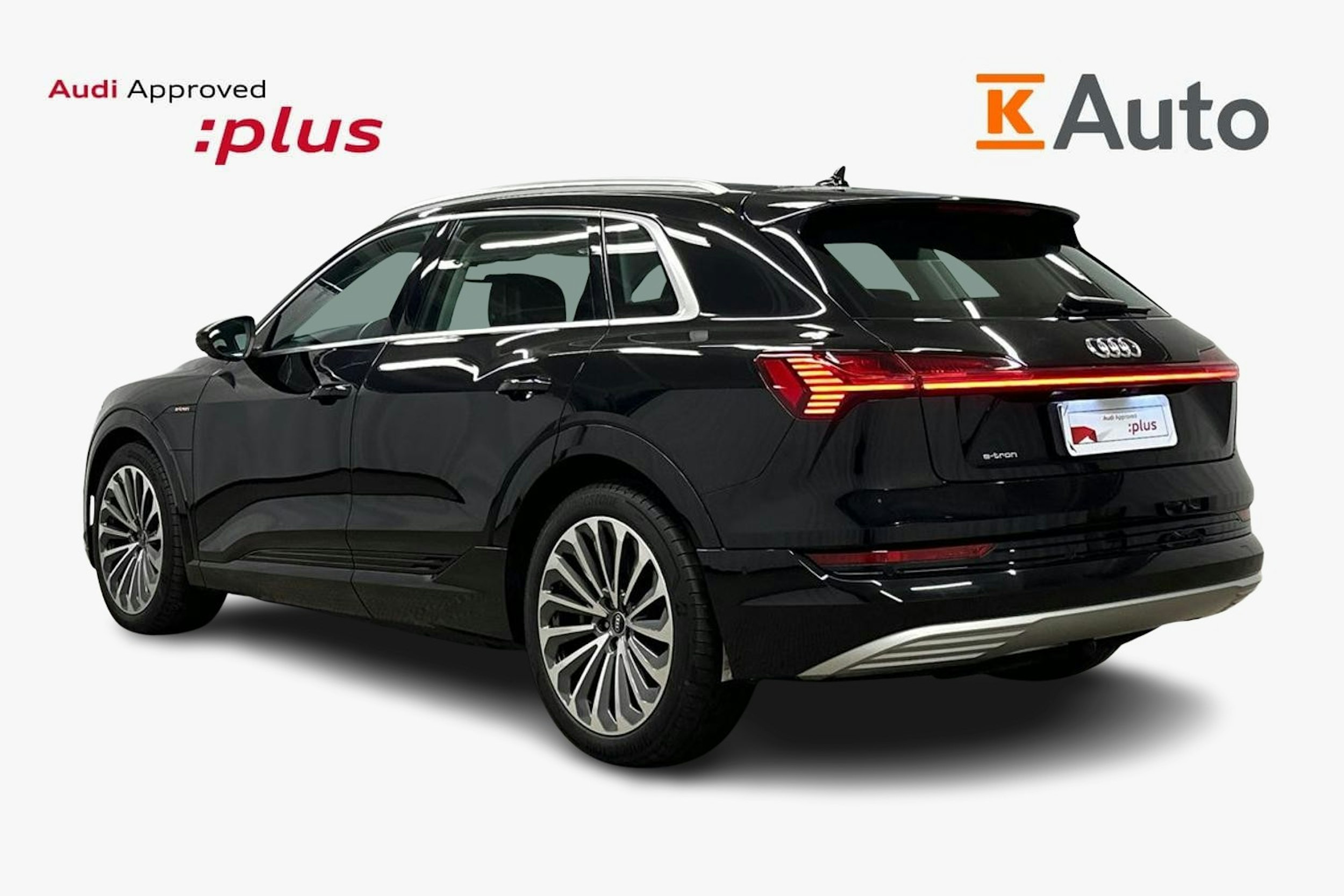 musta Audi e-tron 2022 kuva 2.