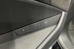 musta Audi e-tron 2022 kuva 19.
