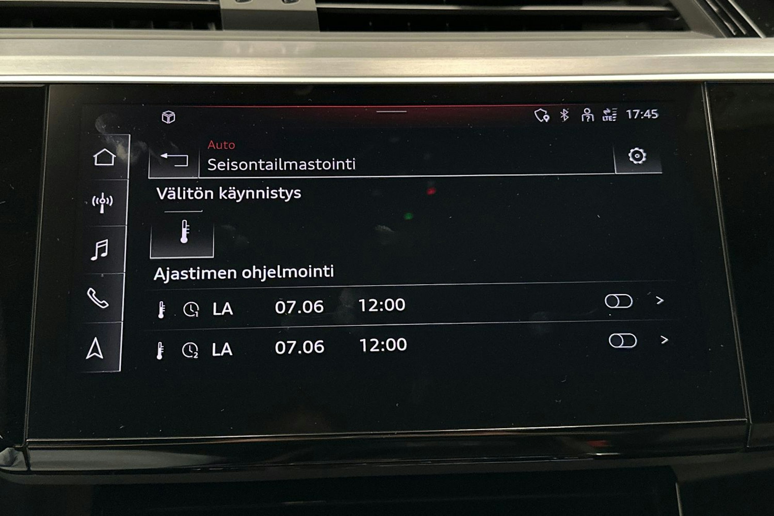 musta Audi e-tron 2022 kuva 31.