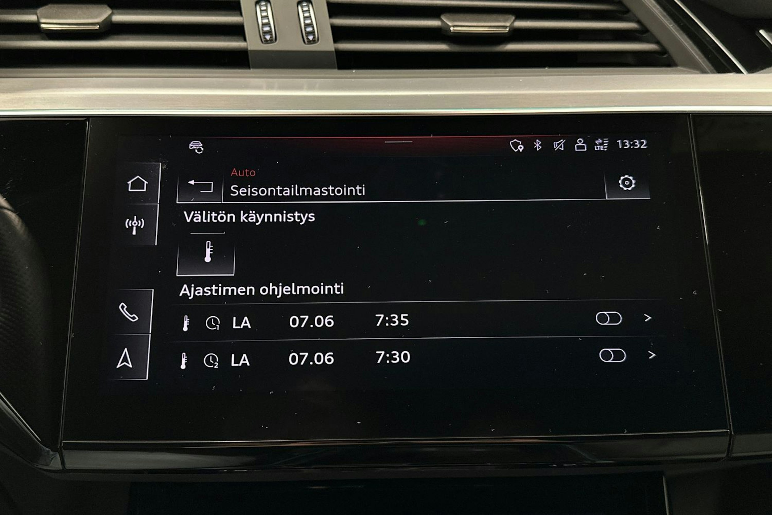 keltainen Audi e-tron 2022 kuva 29.