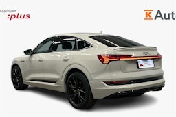 beige Audi e-tron 2022 kuva 2.