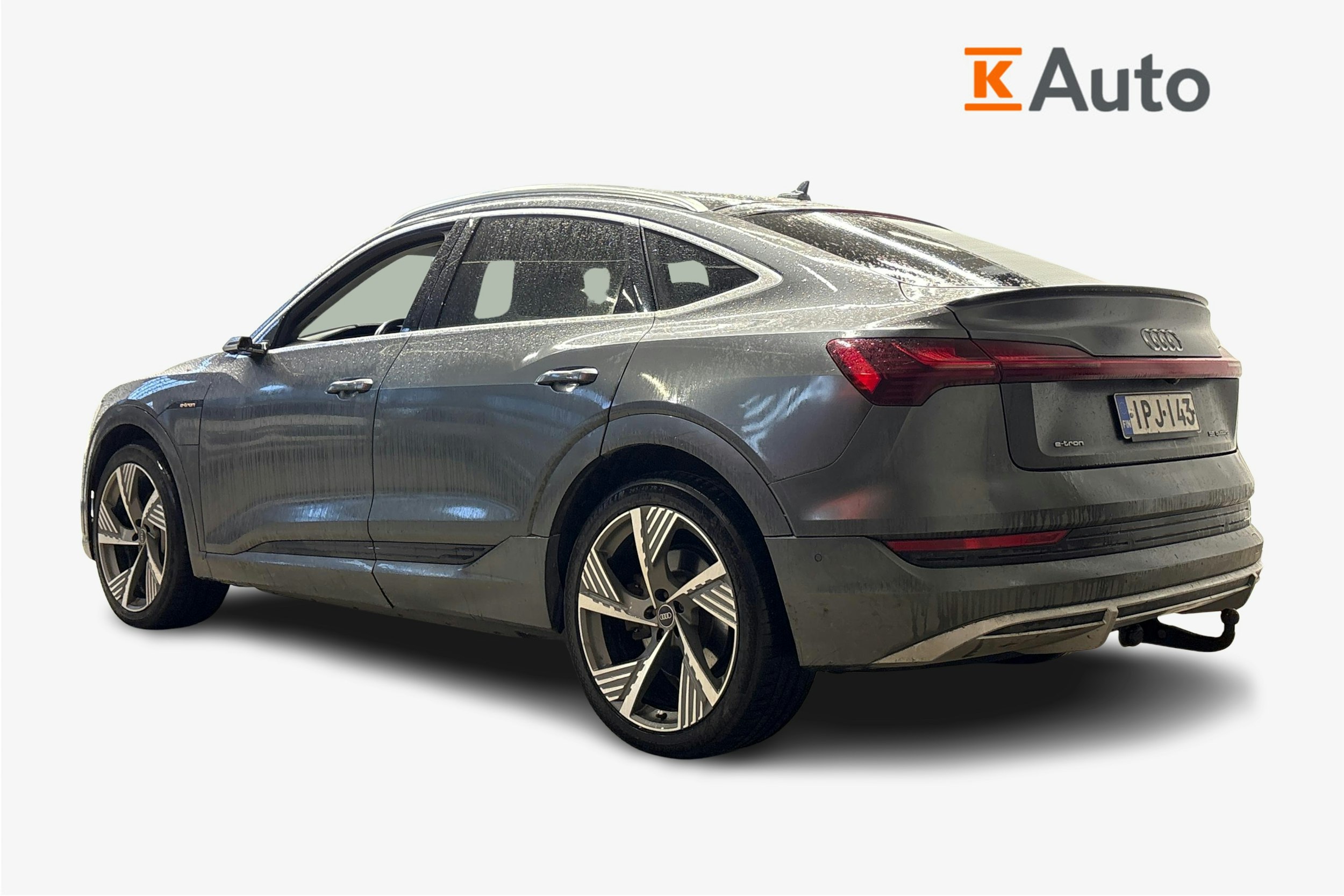 harmaa Audi e-tron 2022 kuva 2.