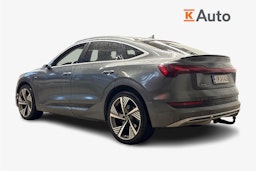 harmaa Audi e-tron 2022 kuva 2.