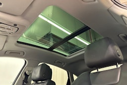 harmaa Audi e-tron 2022 kuva 33.