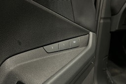 musta Audi e-tron 2022 kuva 26.