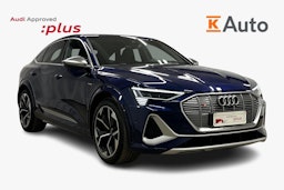 sininen Audi e-tron 2022 kuva 1.