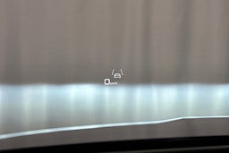 sininen Audi e-tron 2022 kuva 24.