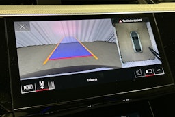 sininen Audi e-tron 2022 kuva 31.