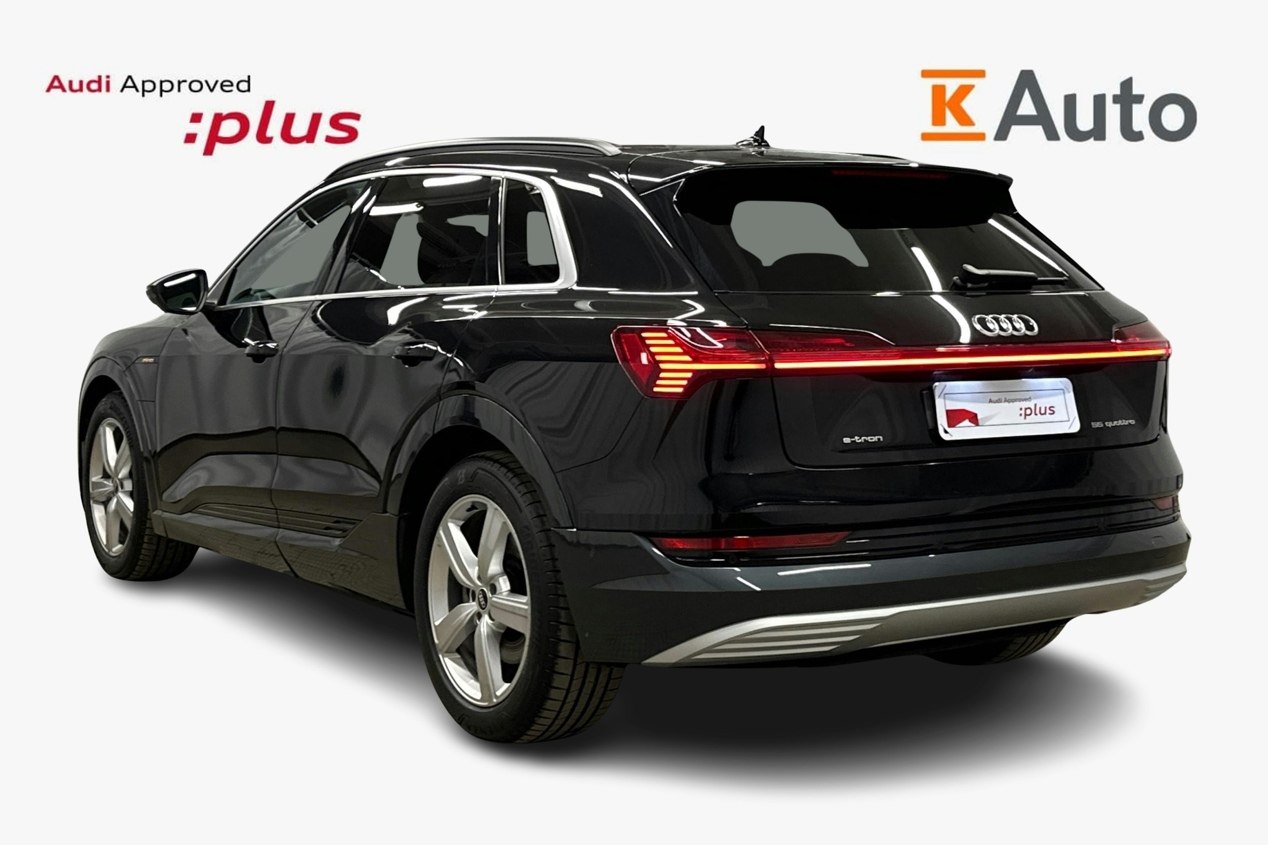 musta Audi e-tron 2022 kuva 2.