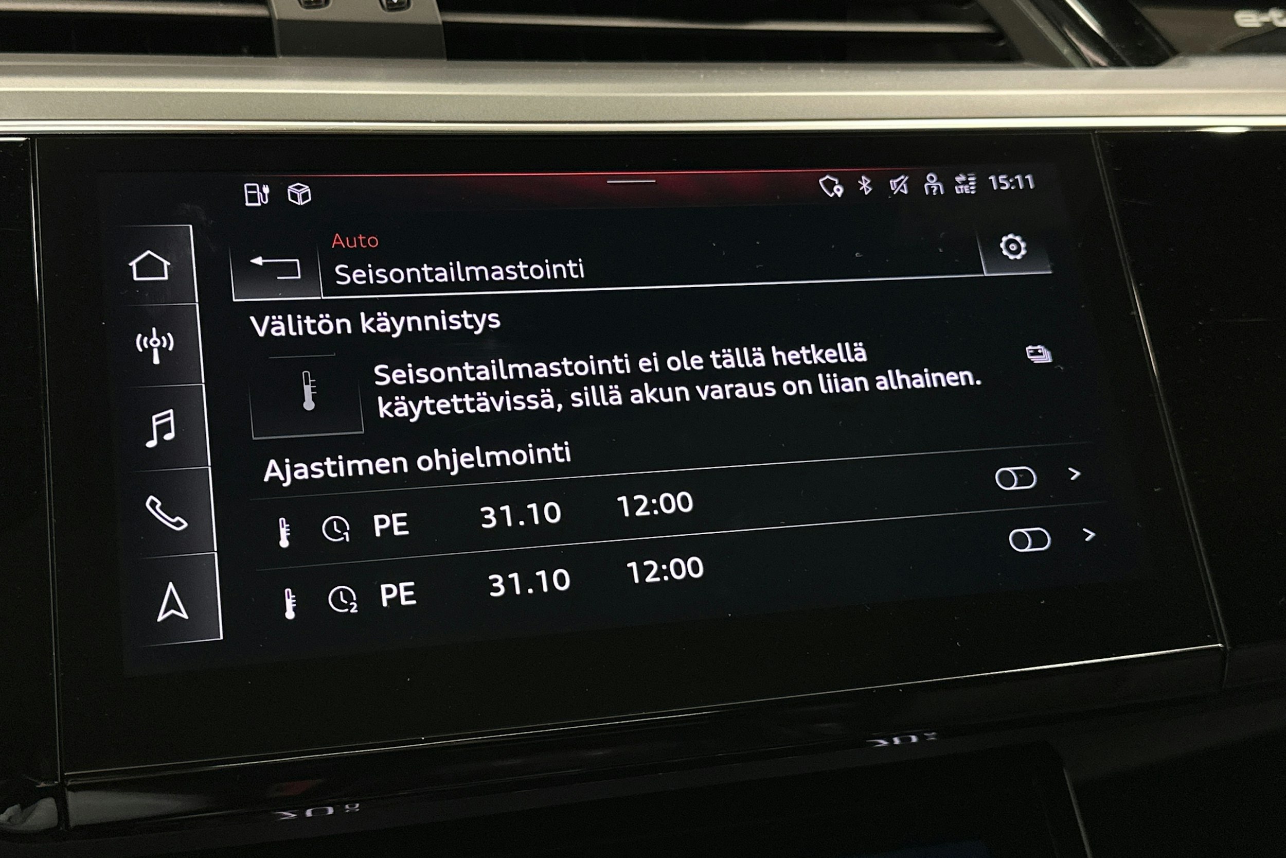 musta Audi e-tron 2022 kuva 28.