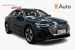 sininen Audi e-tron 2022 kuva 1.