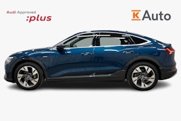 sininen Audi e-tron 2022 kuva 5.