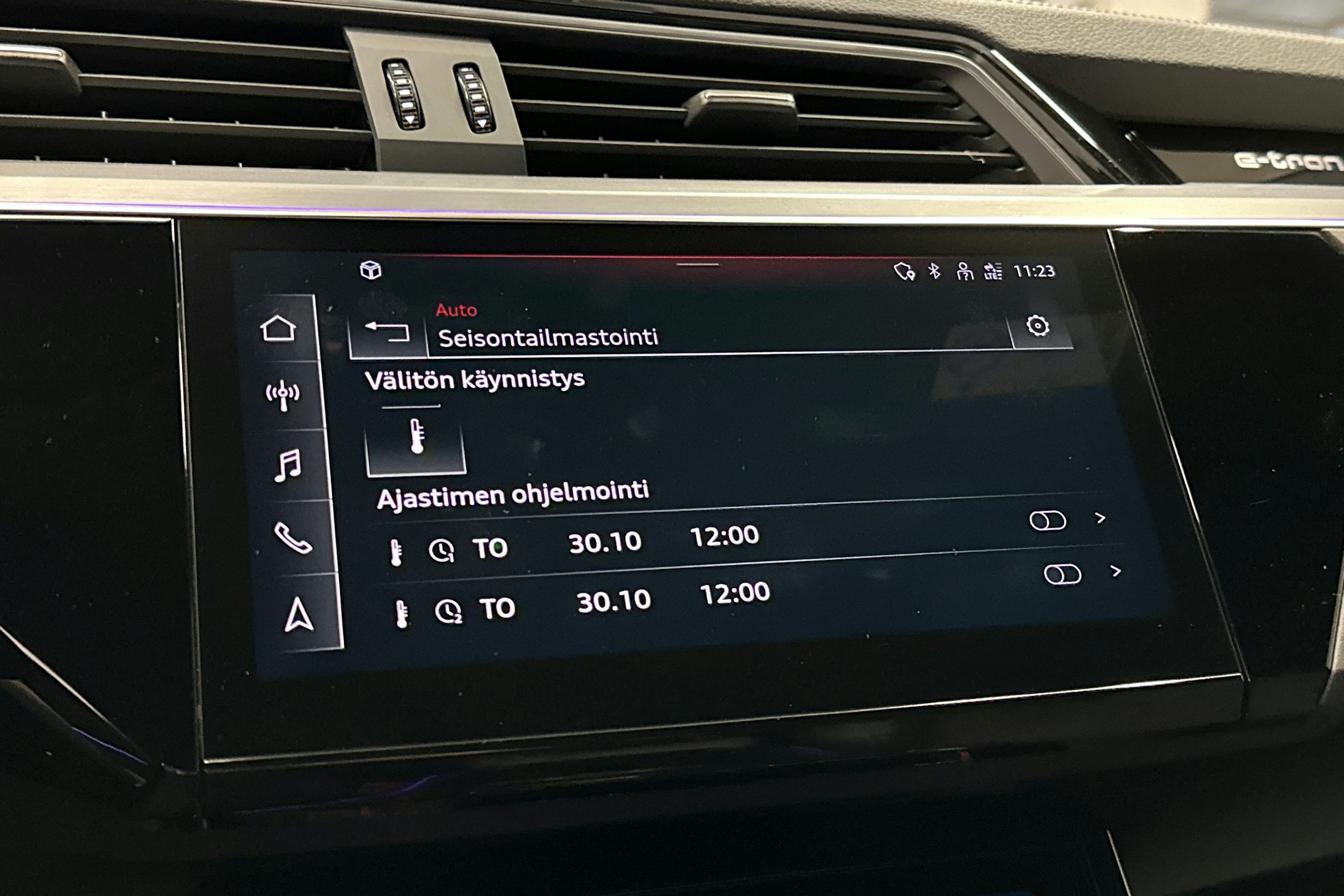 musta Audi e-tron 2022 kuva 31.