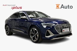 sininen Audi e-tron 2022 kuva 1.