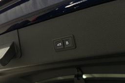 sininen Audi e-tron 2022 kuva 31.