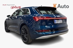 sininen Audi e-tron 2022 kuva 2.
