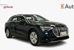 musta Audi e-tron 2022 kuva 1.