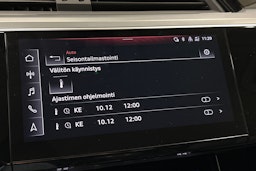 musta Audi e-tron 2022 kuva 25.