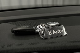 musta Audi e-tron 2022 kuva 30.