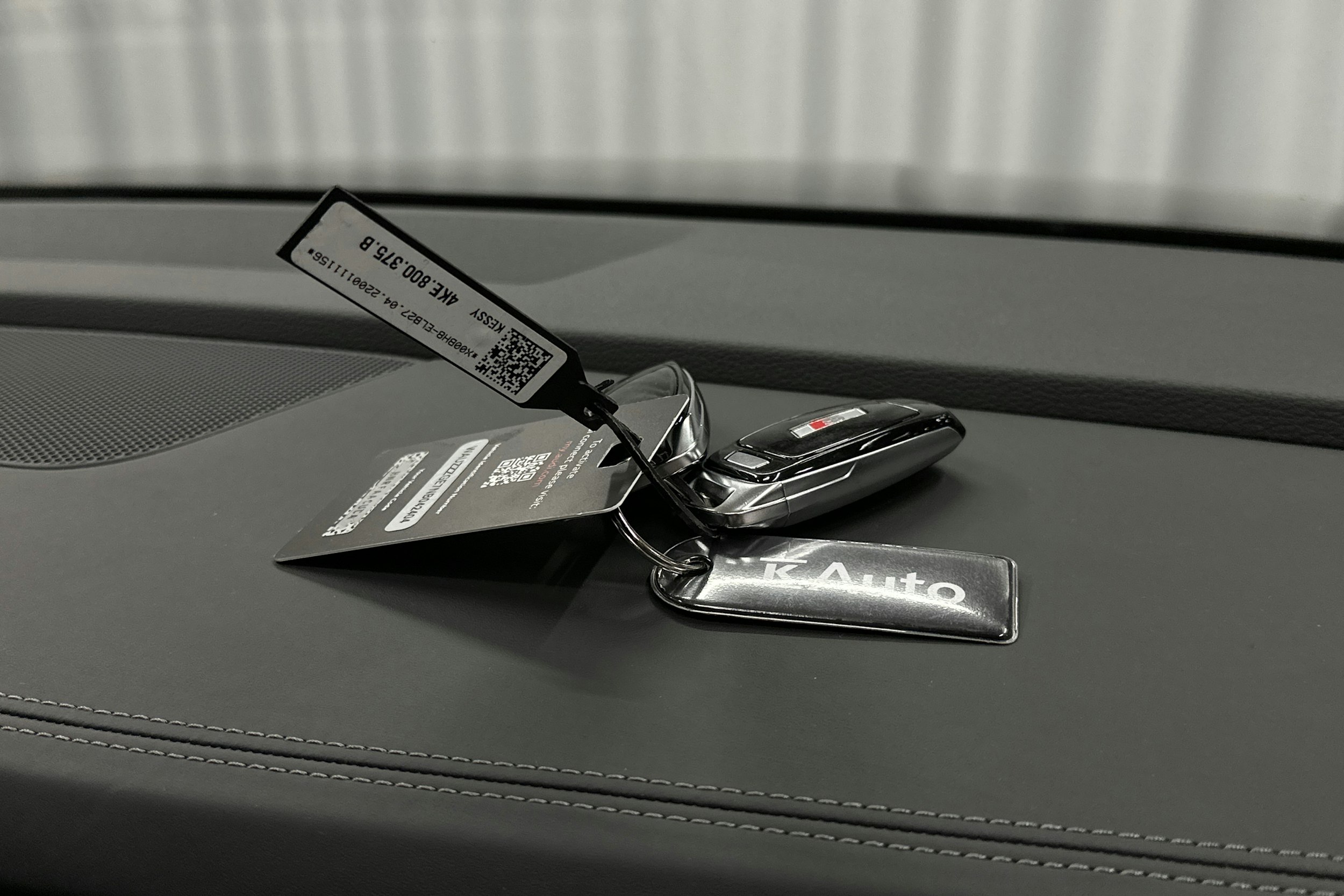 musta Audi e-tron 2022 kuva 32.