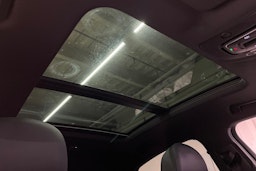 musta Audi e-tron 2022 kuva 28.