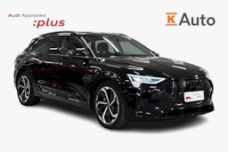 Musta Audi e-tron 2022 kuva 1.