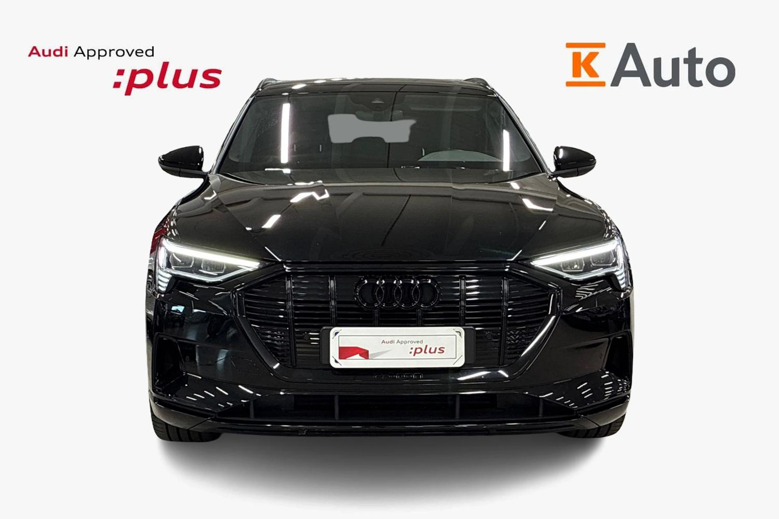 Musta Audi e-tron 2022 kuva 4.