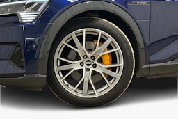 sininen Audi e-tron 2022 kuva 9.