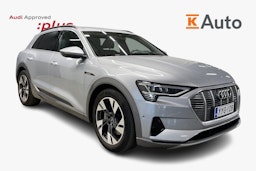 harmaa Audi e-tron 2022 kuva 1.