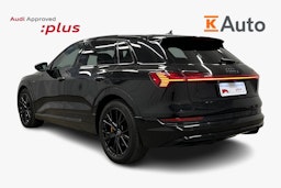 musta Audi e-tron 2022 kuva 2.